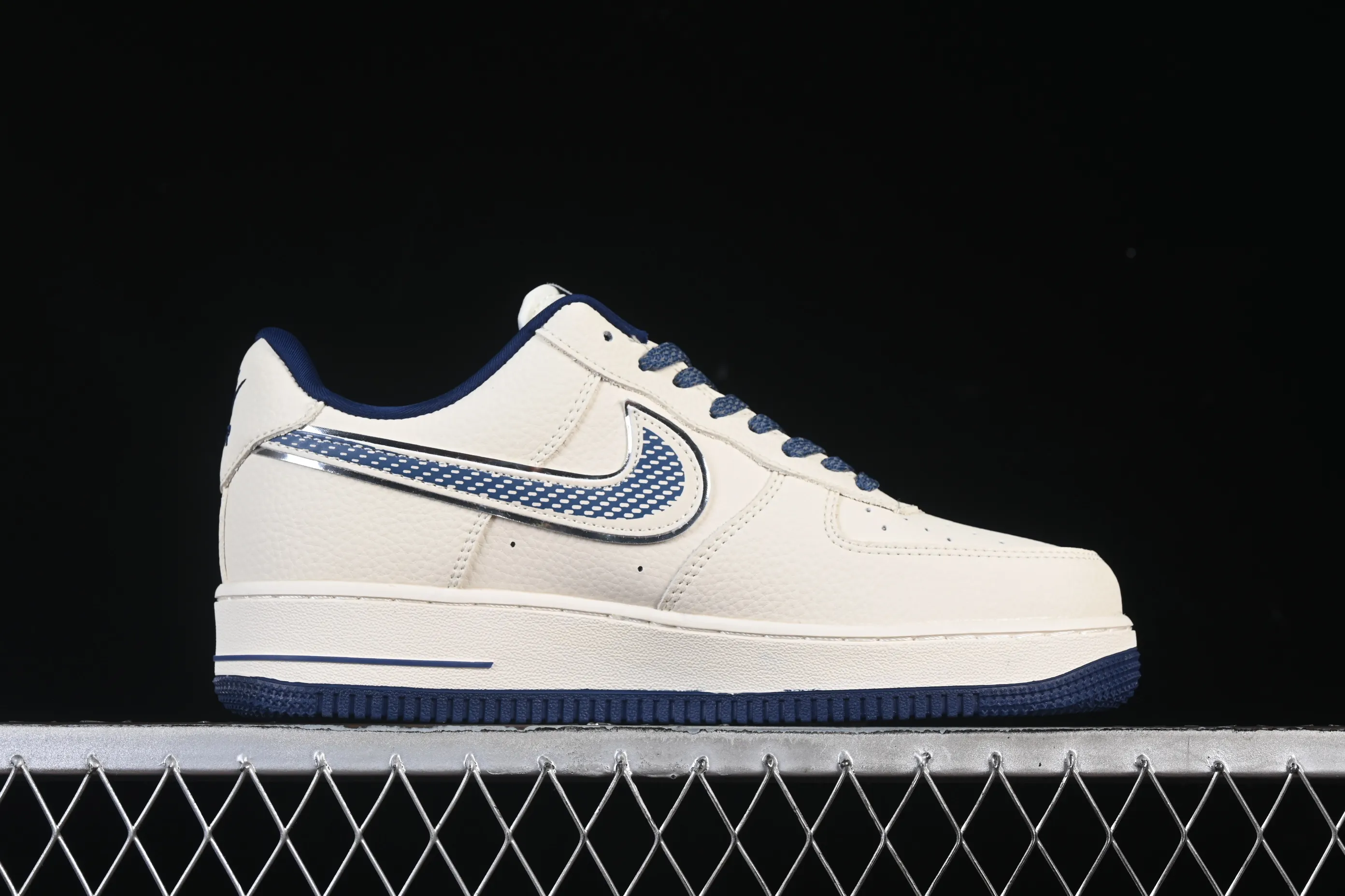 All Categories Nk Air Force 1 Air Force Series Nk Air Force 1 Low Air Force Low Nike Air Force 1'07 Low Beige Star Air Force One Low Casual Shoes DF0188-108
